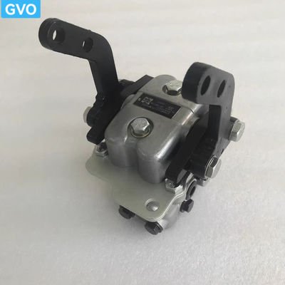 702-16-04250 7021604250 Piezas de excavadoras Pedal de las válvulas de pie para PC120-6 PC200-6 PC210 PC240-8 PC360-6 PC360-7